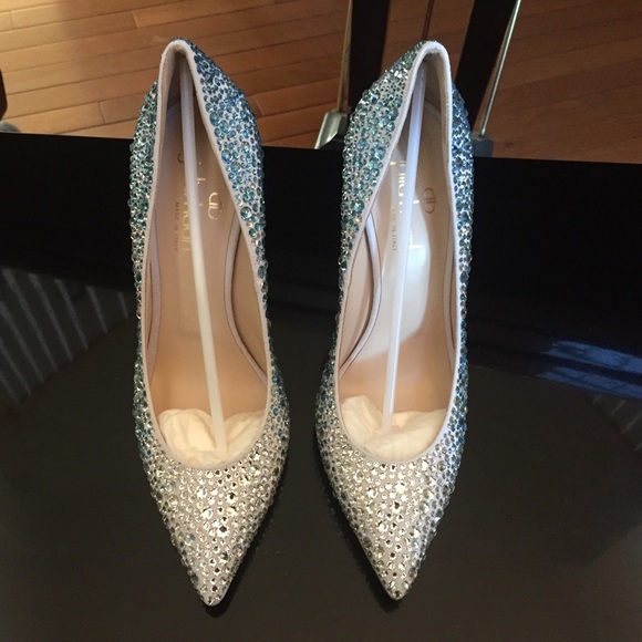 NIB sz 37.5 Julia Haart Clear and Turquoise Swarovski Crystal Heel Pumps - Picture 4 of 8